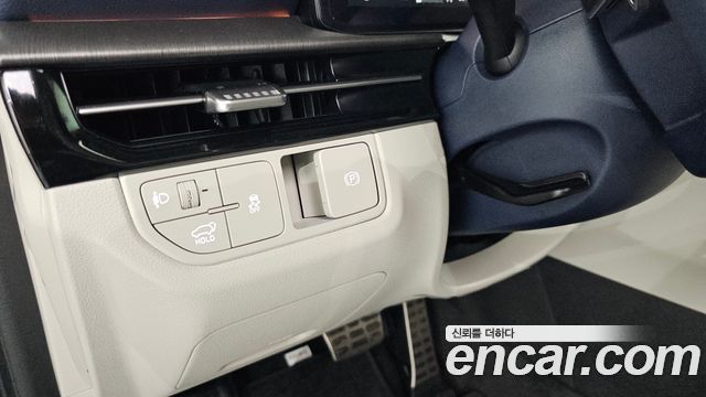Kia Sportage (V) Gasoline 1.6 Turbo 2WD Signature 2025 — фото 14