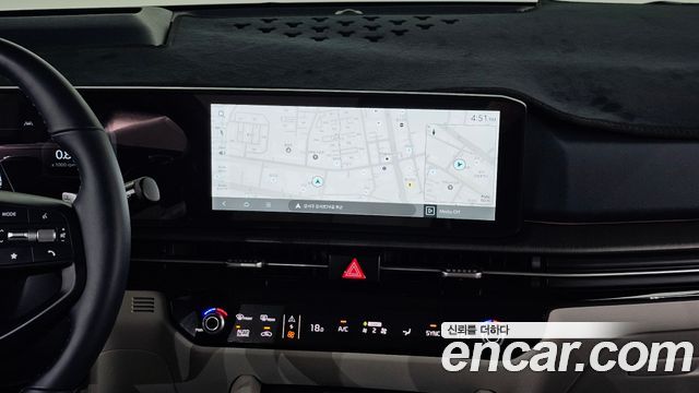 Kia Sportage (V) Gasoline 1.6 Turbo 2WD Signature 2025 — фото 18