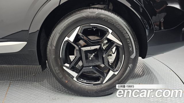 Kia Sportage (V) Gasoline 1.6 Turbo 2WD Signature 2025 — фото 21