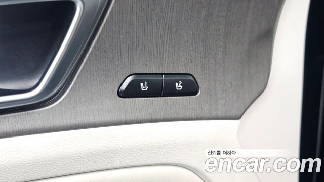 Kia Sportage (V) Gasoline 1.6 Turbo 2WD Signature 2025 — фото 28