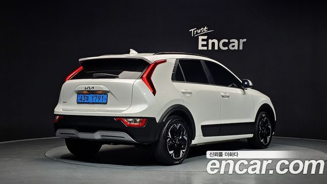 Kia Niro EV Air 2024 — фото 2
