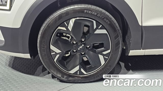 Kia Niro EV Air 2024 — фото 5