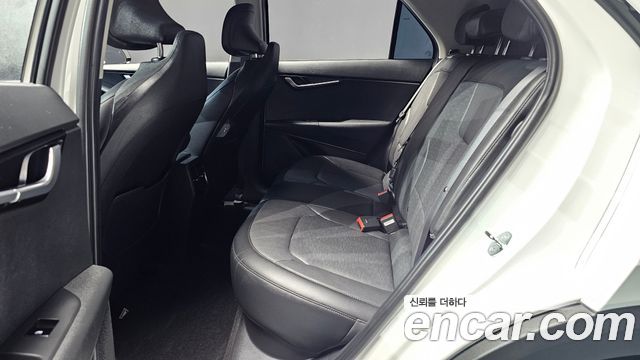 Kia Niro EV Air 2024 — фото 12