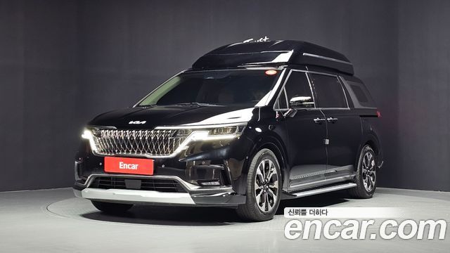 Kia Carnival (IV) Gasoline 4-Seater Hi-Limousine Signature 2023 — фото 1