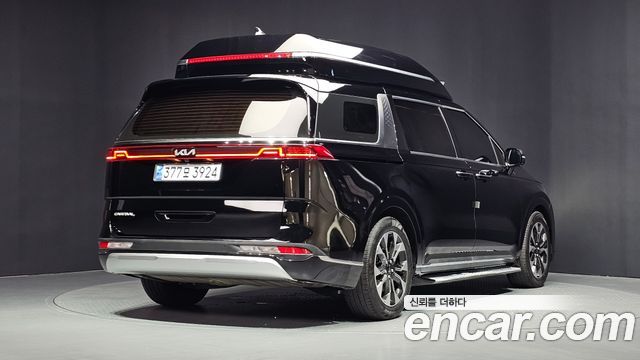 Kia Carnival (IV) Gasoline 4-Seater Hi-Limousine Signature 2023 — фото 2