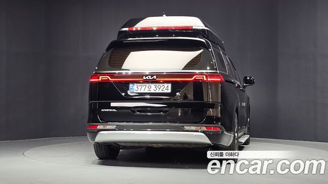 Kia Carnival (IV) Gasoline 4-Seater Hi-Limousine Signature 2023 — фото 4