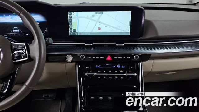 Kia Carnival (IV) Gasoline 4-Seater Hi-Limousine Signature 2023 — фото 14
