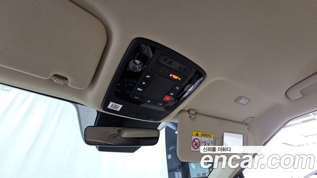 Kia Carnival (IV) Gasoline 4-Seater Hi-Limousine Signature 2023 — фото 17