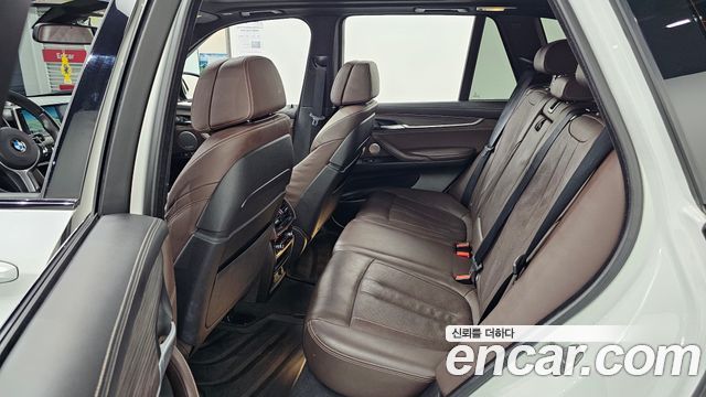 BMW X5 (F15) xDrive M50d 2016 — фото 12