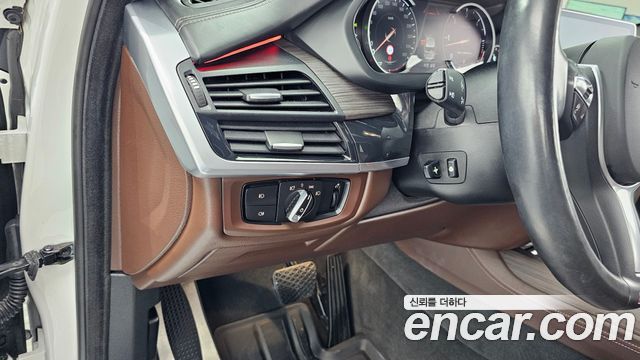 BMW X5 (F15) xDrive M50d 2016 — фото 16