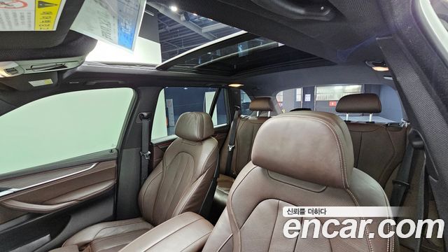 BMW X5 (F15) xDrive M50d 2016 — фото 18