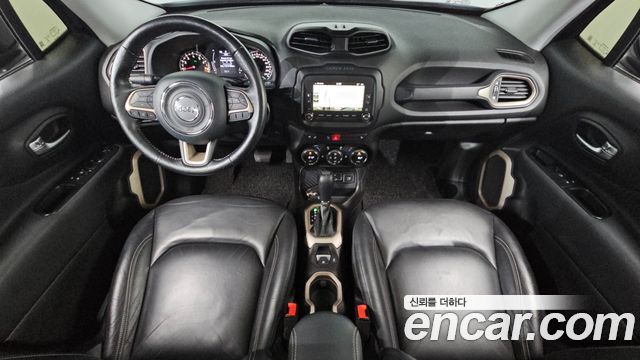 Jeep Renegade 2.4 Longitude High 2017 — фото 7