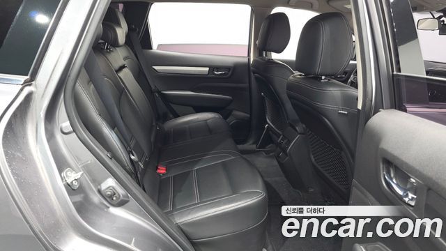 Renault Korea QM6 Diesel 2WD SE 2017 — фото 12