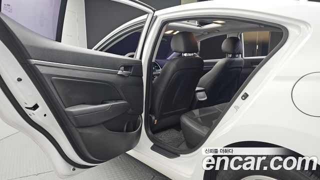 Hyundai Avante (AD) 1.6 Smart 2019 — фото 11