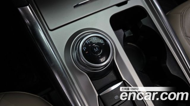 Ford Explorer (VI) 2.3 LimIted 4WD 2020 — фото 9