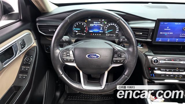 Ford Explorer (VI) 2.3 LimIted 4WD 2020 — фото 13