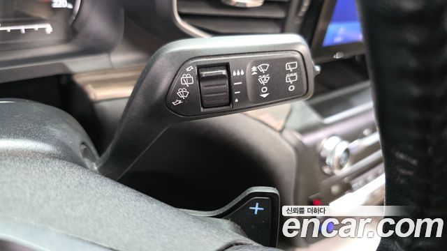 Ford Explorer (VI) 2.3 LimIted 4WD 2020 — фото 17