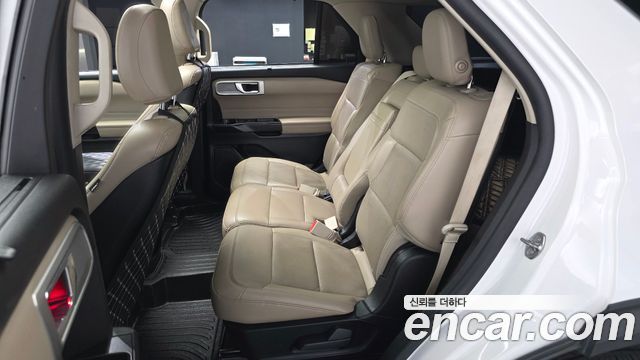 Ford Explorer (VI) 2.3 LimIted 4WD 2020 — фото 26