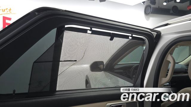 Ford Explorer (VI) 2.3 LimIted 4WD 2020 — фото 28