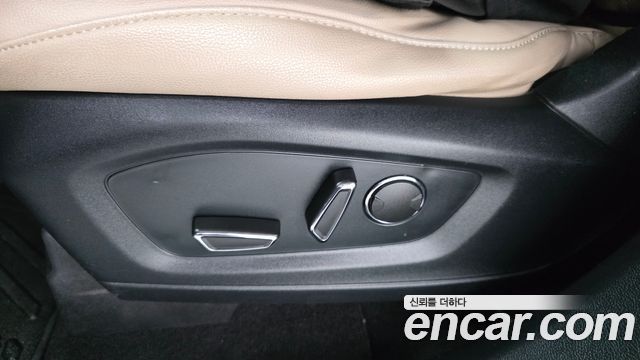 Ford Explorer (VI) 2.3 LimIted 4WD 2020 — фото 32
