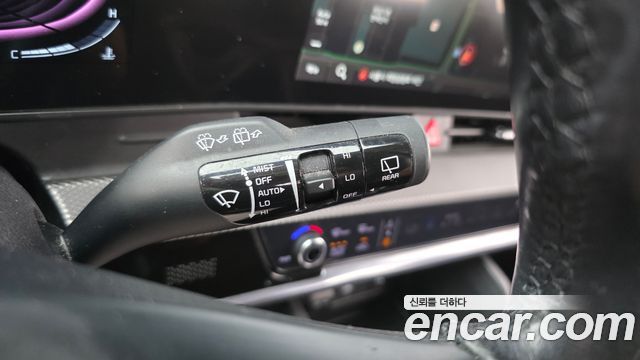 Kia Sportage (V) Diesel 2.0 2WD Prestige 2022 — фото 16