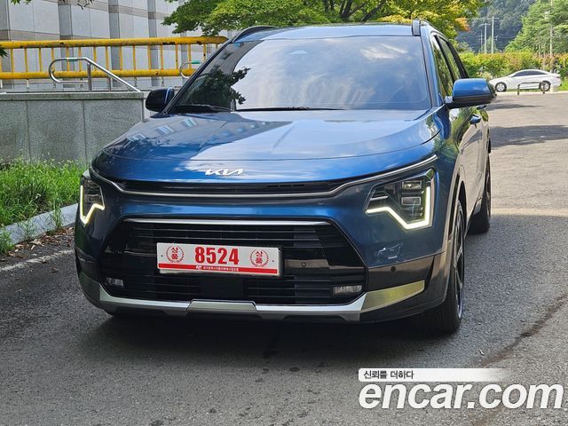 Kia Niro 1.6 HEV Signature 2022 — фото 3