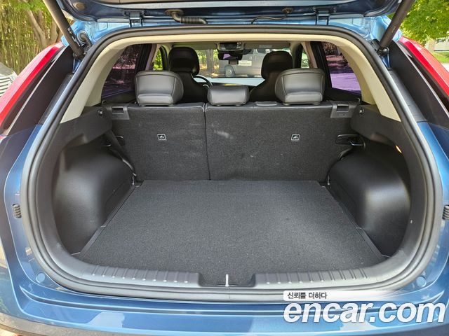 Kia Niro 1.6 HEV Signature 2022 — фото 18