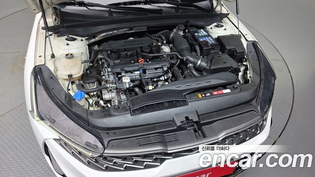 Kia K5 (III) 1.6 Turbo Signature 2021 — фото 6