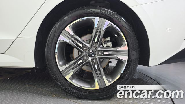 Kia K5 (III) 1.6 Turbo Signature 2021 — фото 21