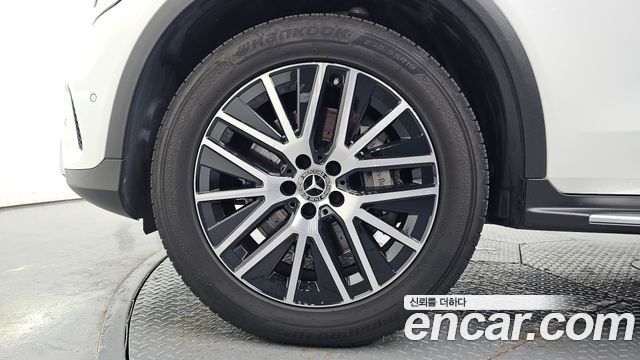 Mercedes-Benz GLC-Class (X253) GLC300e 4MATIC 2021 — фото 5