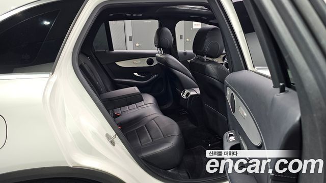 Mercedes-Benz GLC-Class (X253) GLC300e 4MATIC 2021 — фото 11