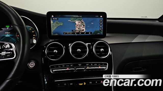 Mercedes-Benz GLC-Class (X253) GLC300e 4MATIC 2021 — фото 14