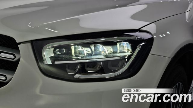 Mercedes-Benz GLC-Class (X253) GLC300e 4MATIC 2021 — фото 22