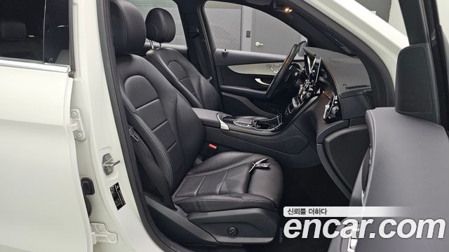 Mercedes-Benz GLC-Class (X253) GLC300e 4MATIC 2021 — фото 26