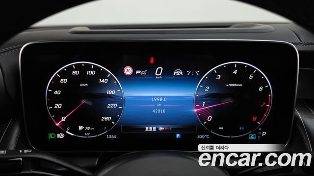 Mercedes-Benz GLC-Class (X254) GLC300 4MATIC Coupe 2024 — фото 8