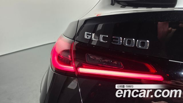 Mercedes-Benz GLC-Class (X254) GLC300 4MATIC Coupe 2024 — фото 23