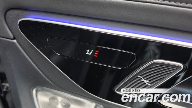 Mercedes-Benz GLC-Class (X254) GLC300 4MATIC Coupe 2024 — фото 32