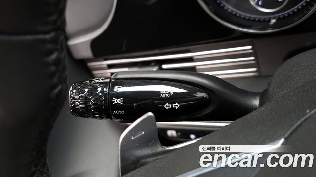 Hyundai Grandeur (IG) 3.0 LPi Rent Car Modern 2020 — фото 17