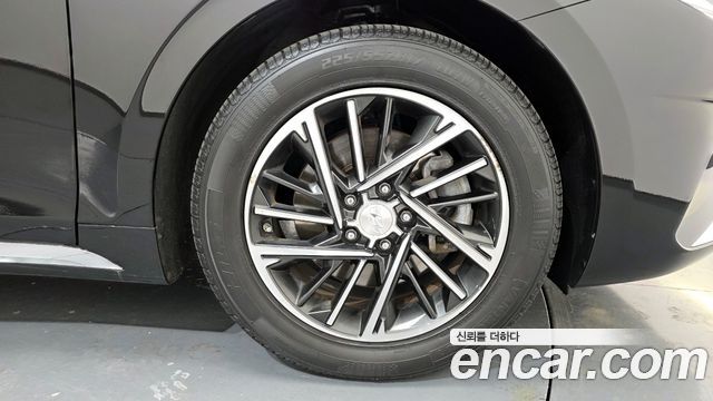 Hyundai Grandeur (IG) 3.0 LPi Rent Car Modern 2020 — фото 21