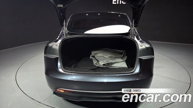 Tesla Model 3 RWD 2024 — фото 20