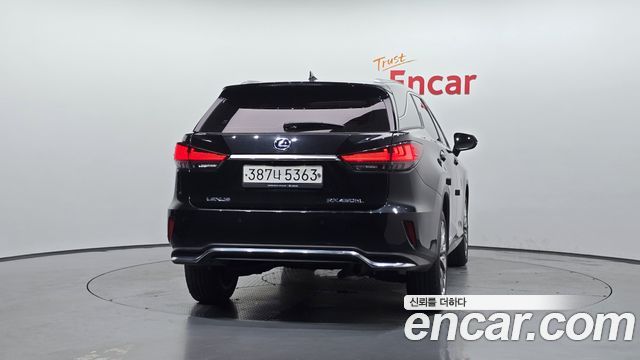 Lexus RX450hL (IV) Luxury Plus 2022 — фото 4