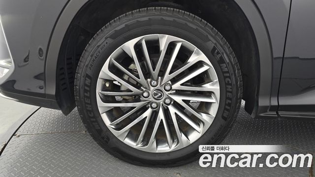 Lexus RX450hL (IV) Luxury Plus 2022 — фото 5