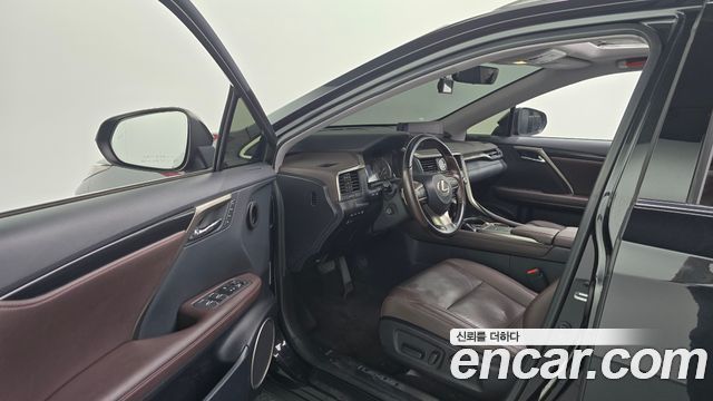Lexus RX450hL (IV) Luxury Plus 2022 — фото 10