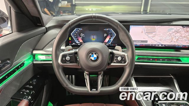 BMW 7 Series (G70) 740i sDrive M Sport 2023 — фото 13