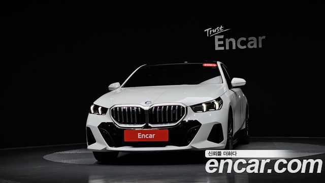 BMW i5 (G60) eDrive 40 M Sport 2025 — фото 3