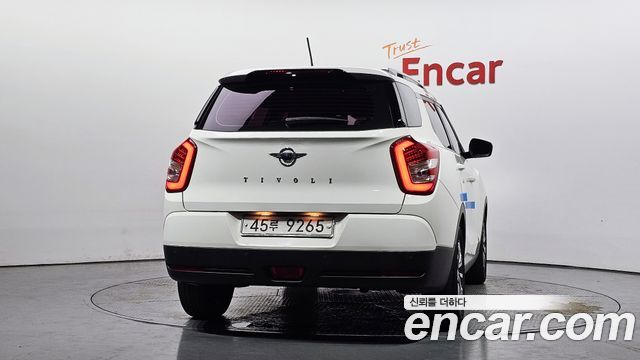 KG Mobility (SsangYong) Tivoli Air 1.6 IX 2WD 2018 — фото 4