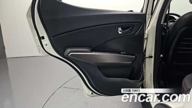 KG Mobility (SsangYong) Tivoli Air 1.6 IX 2WD 2018 — фото 25