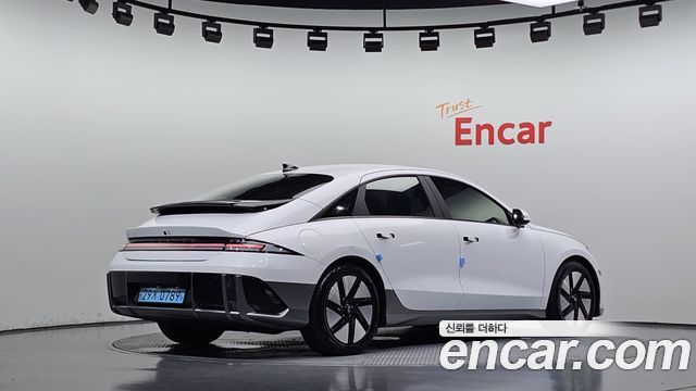 Hyundai Ioniq 6 Long Range Exclusive 2023 — фото 2