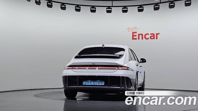 Hyundai Ioniq 6 Long Range Exclusive 2023 — фото 4