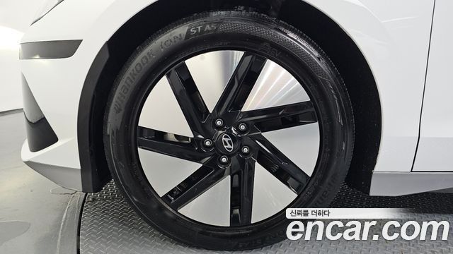 Hyundai Ioniq 6 Long Range Exclusive 2023 — фото 5